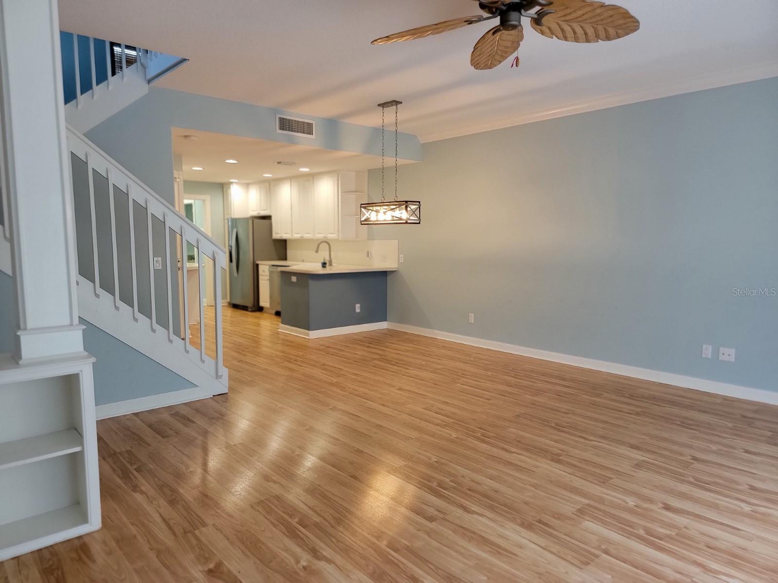 VILLAGEWALK - Residential Lease