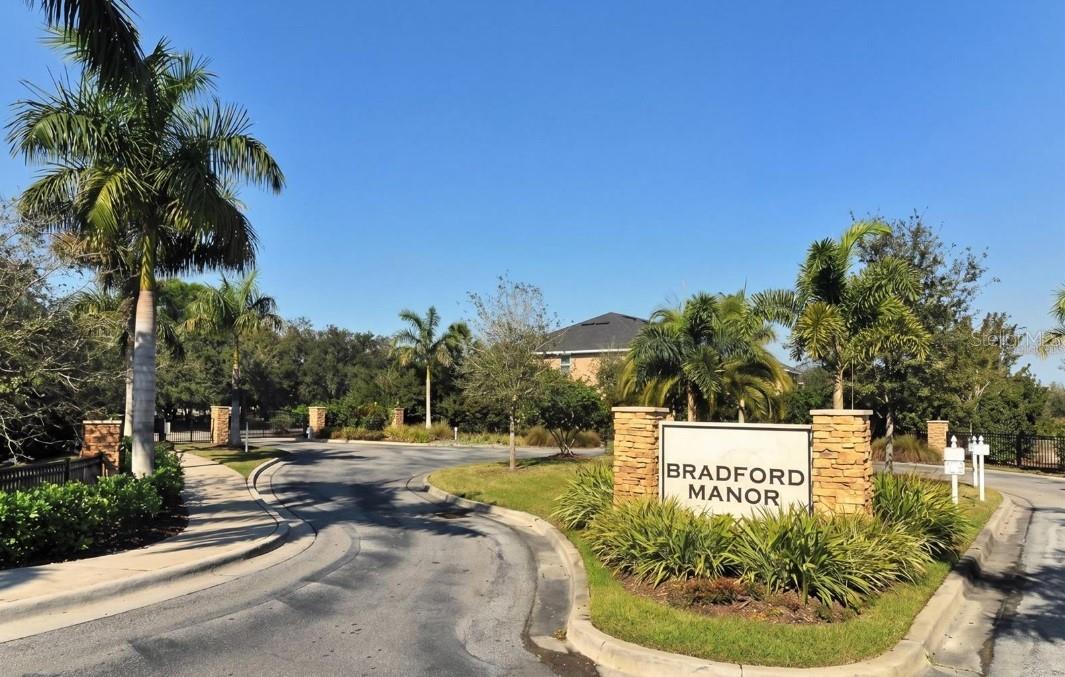 BRADFORD MANOR TWNHMS - Residential