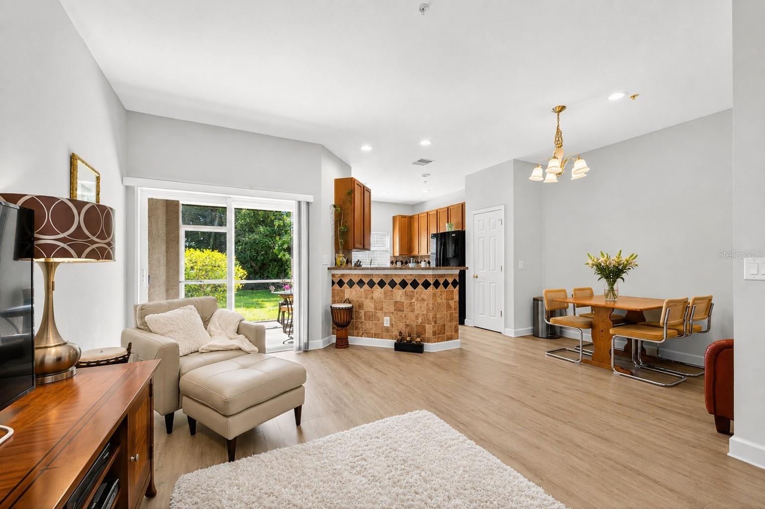 BRADFORD MANOR TWNHMS - Residential