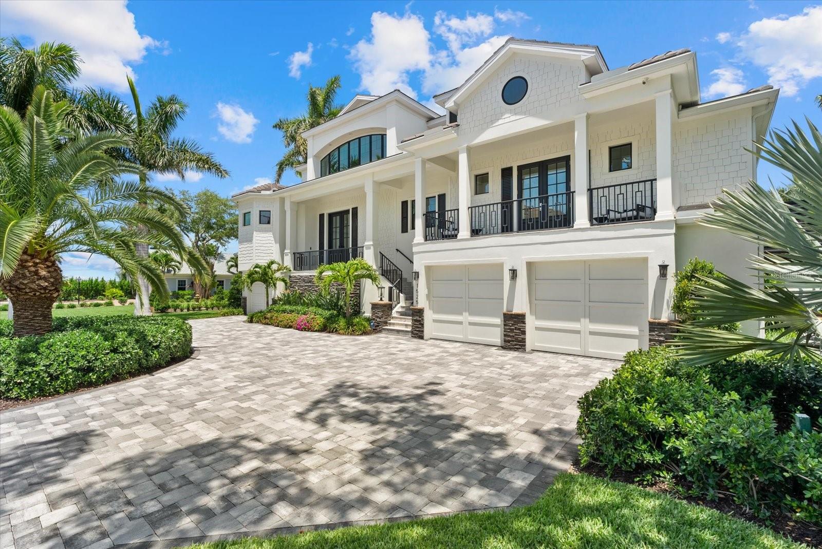 PARADISE SHORES - Residential