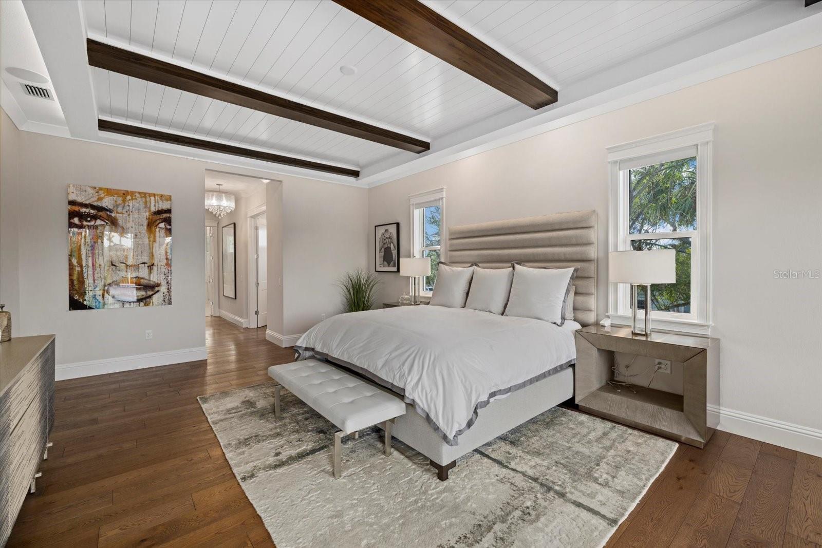 PARADISE SHORES - Residential
