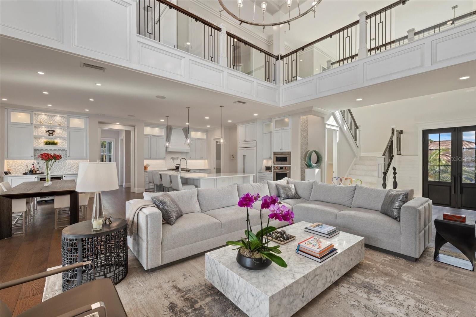 PARADISE SHORES - Residential