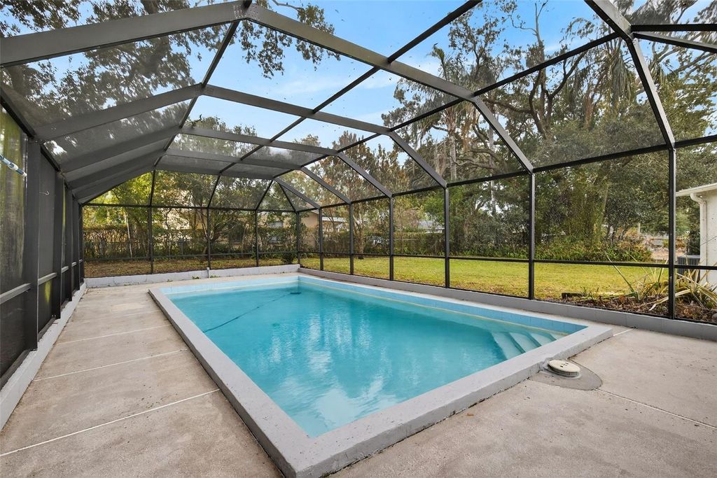 Photo of 821 Winthrop Place, Orlando, FL 32803 (MLS # O6383177)