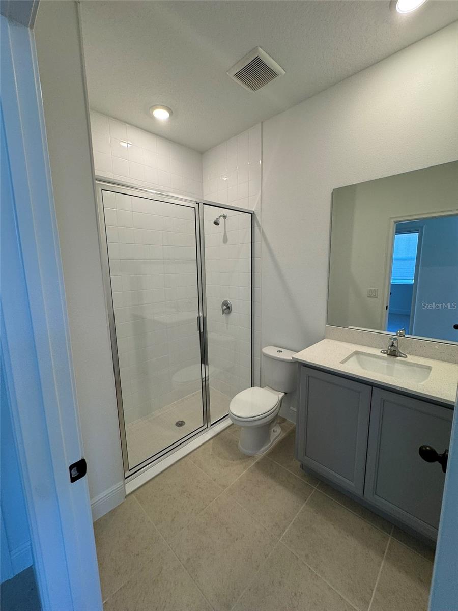 NORTHLAKE AT OVATION PHASE 2 & 3 119/60 LOT 194 - Residential Lease