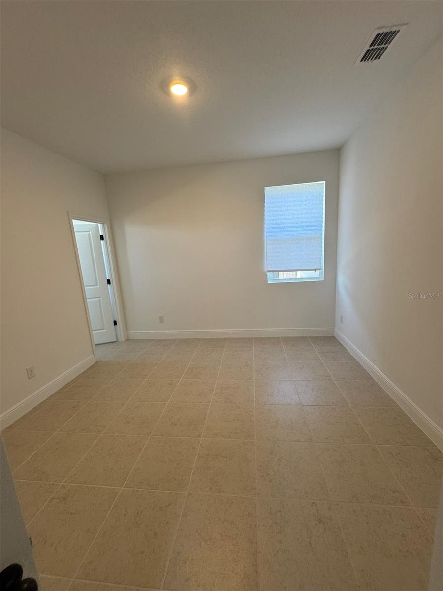 NORTHLAKE AT OVATION PHASE 2 & 3 119/60 LOT 194 - Residential Lease