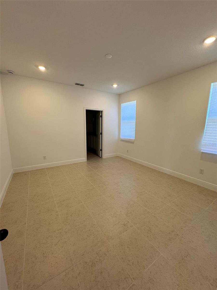 NORTHLAKE AT OVATION PHASE 2 & 3 119/60 LOT 194 - Residential Lease