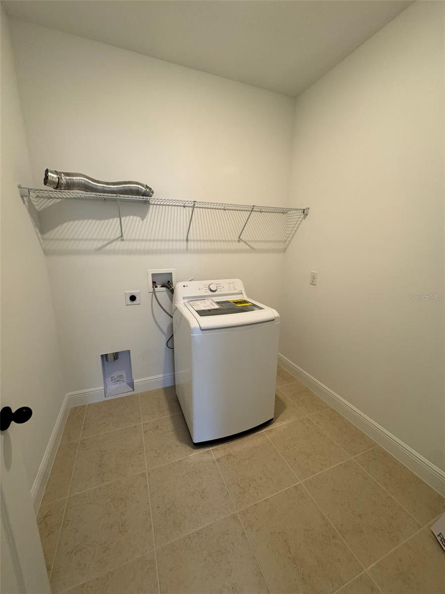 NORTHLAKE AT OVATION PHASE 2 & 3 119/60 LOT 194 - Residential Lease