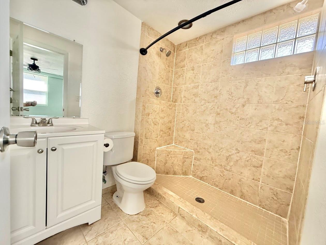 EUSTIS LYNNHURST - Residential Lease