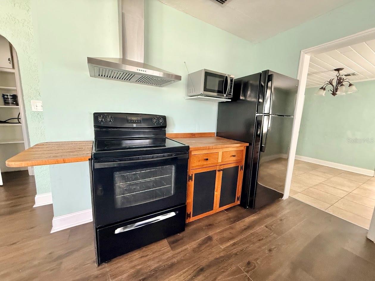 EUSTIS LYNNHURST - Residential Lease