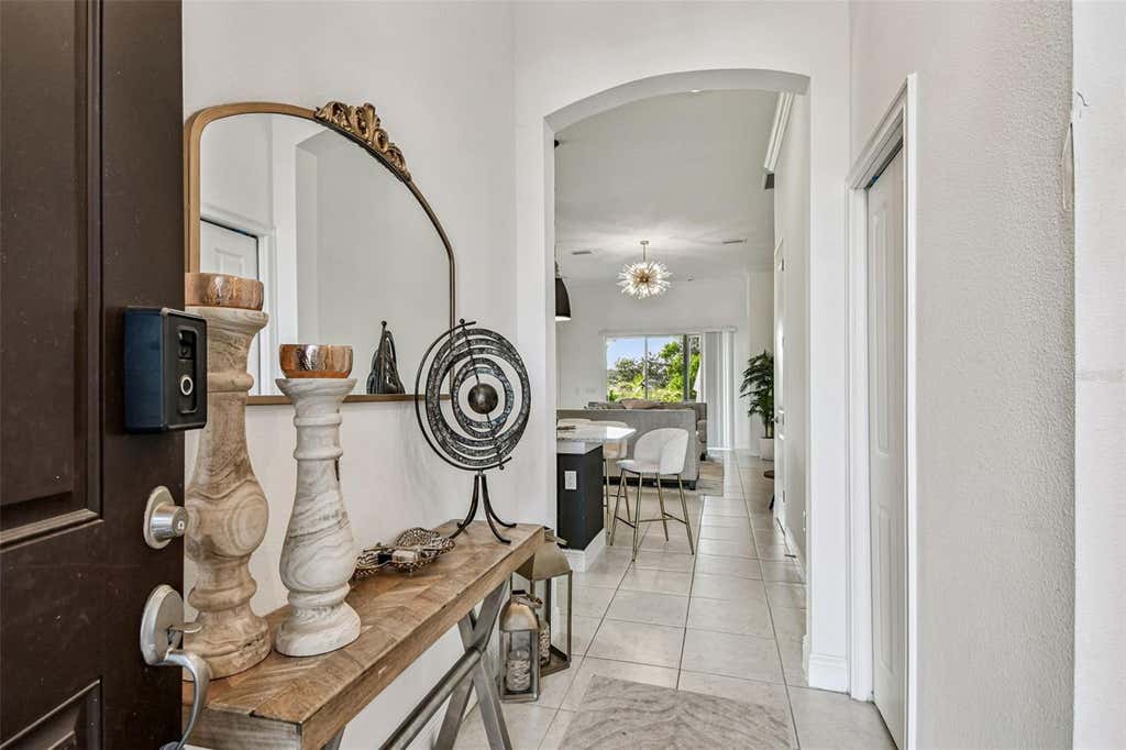 Photo of 1039 Davis Heather Circle, Seffner, FL 33584 (MLS # TB8542488)