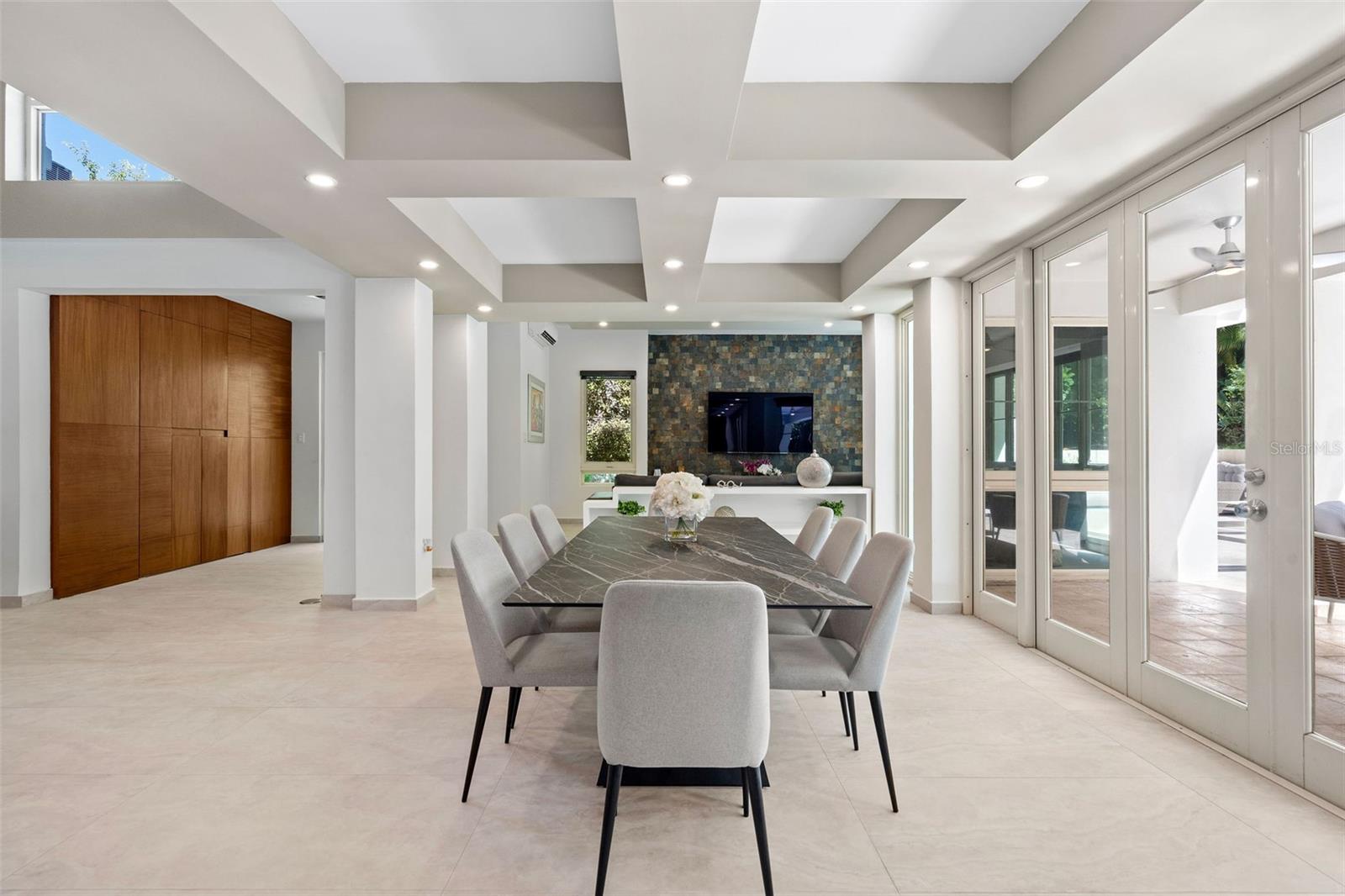 DORADO BEACH EAST - Residential