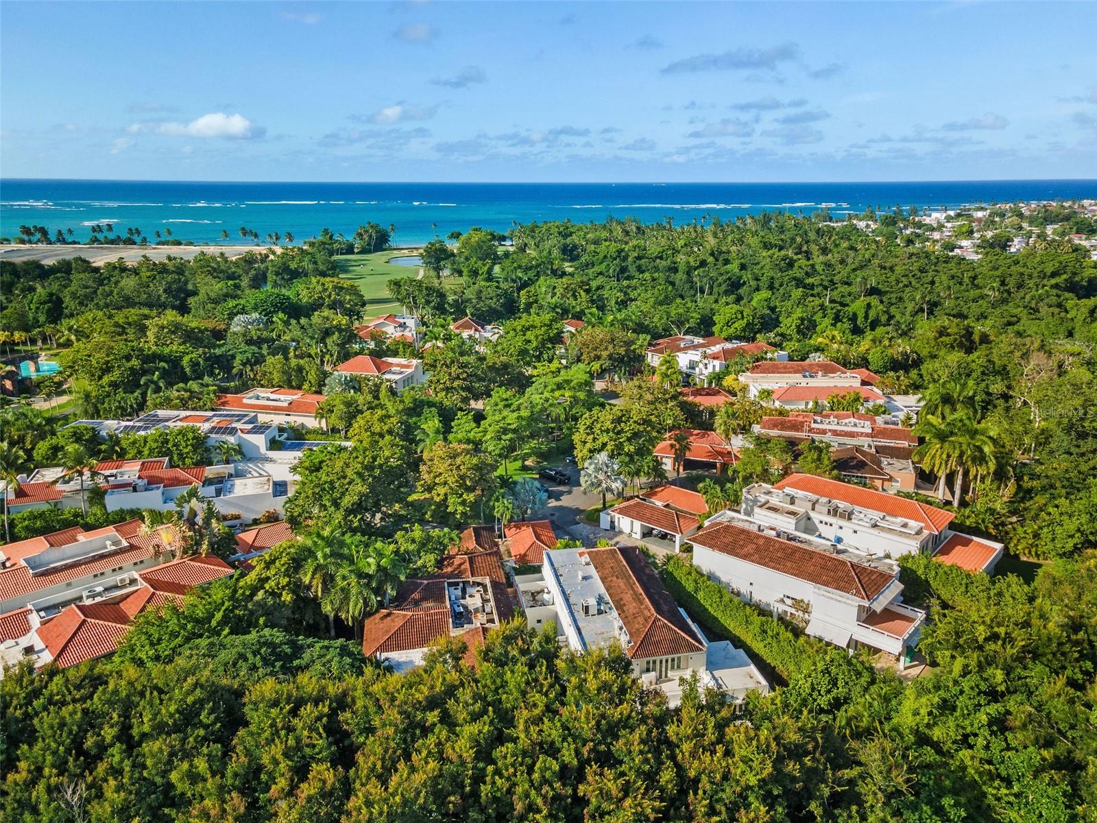 DORADO BEACH EAST - Residential