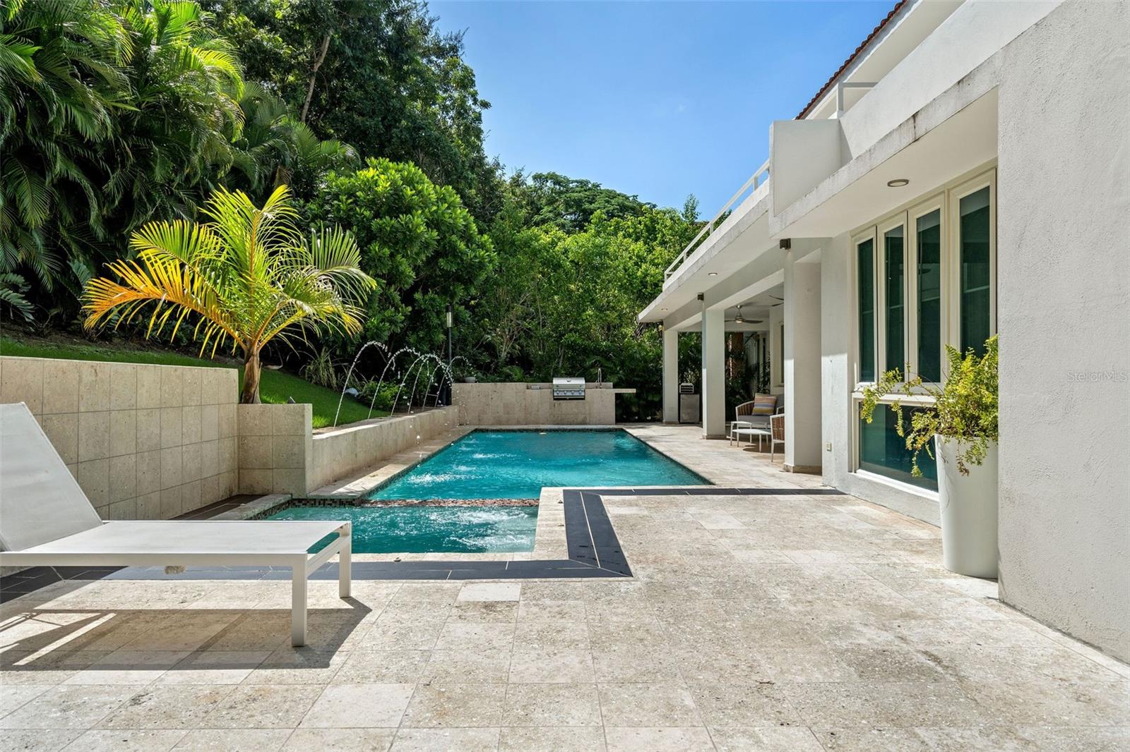 DORADO BEACH EAST - Residential