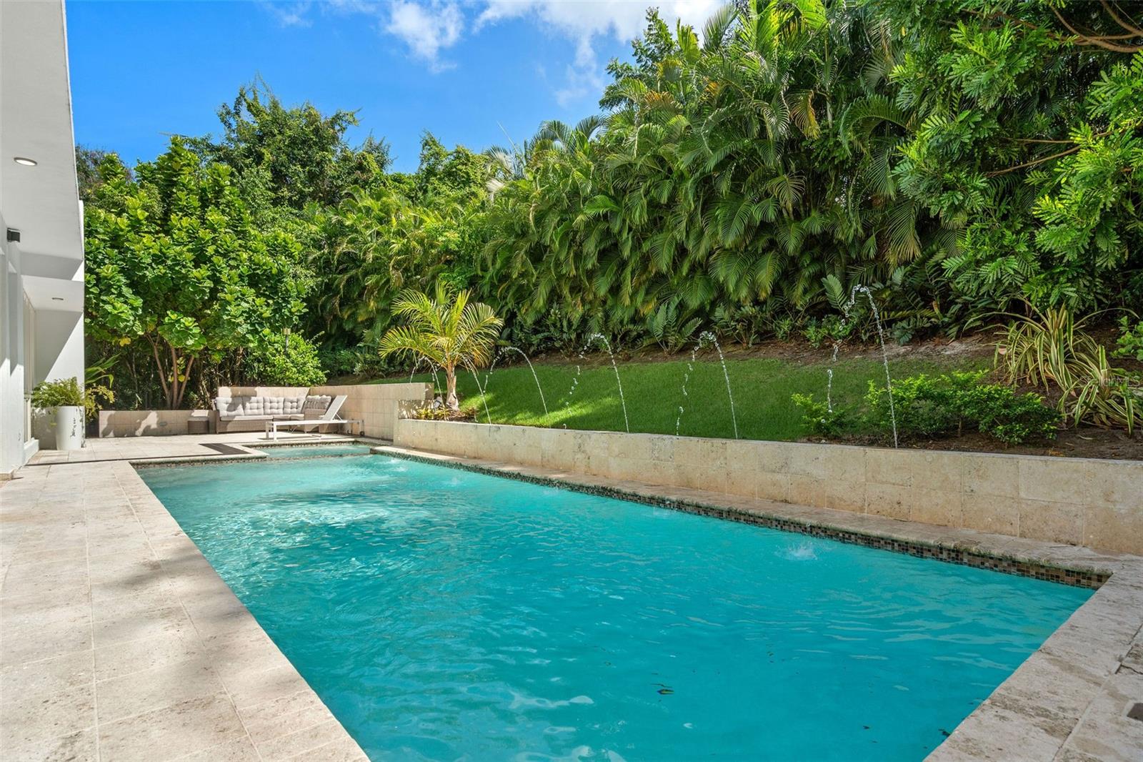 DORADO BEACH EAST - Residential