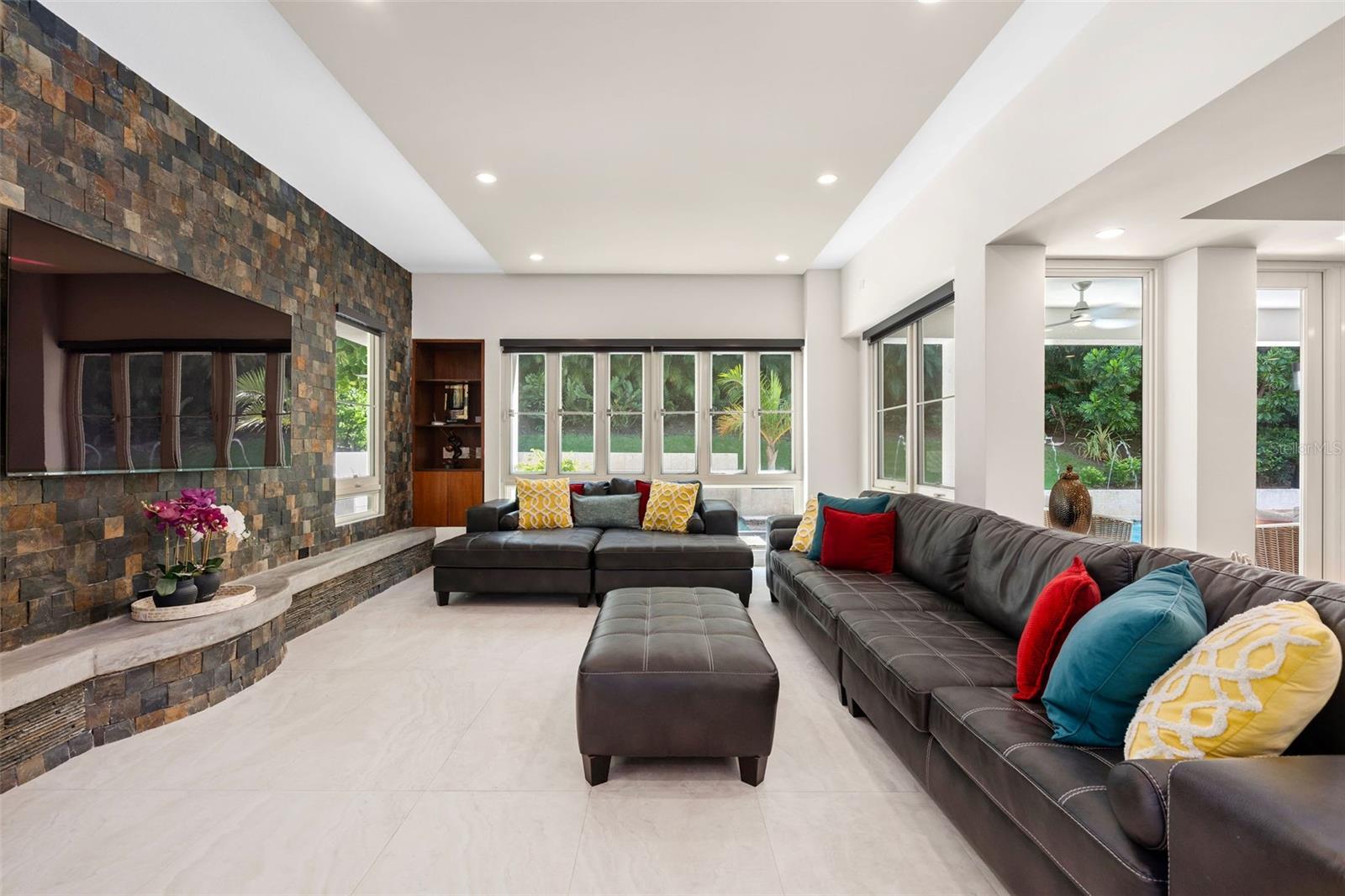 DORADO BEACH EAST - Residential