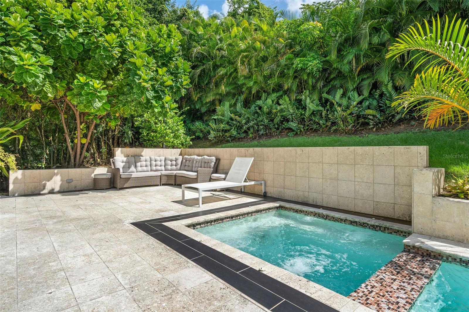 DORADO BEACH EAST - Residential