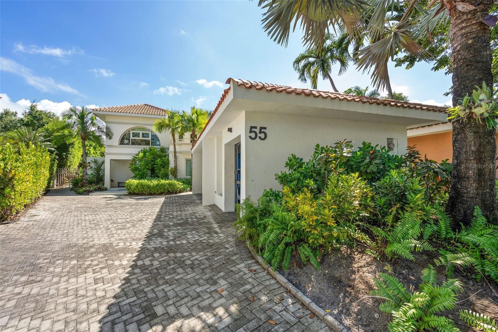 Discover your dream home in the heart of paradise! This stunning, sun-drenched 5-bedroom, 5.5-bathroom property spans over 5,000 sq. ft. and is nestled in the midst of a lush, tropical community. With its open and contemporary design, cathedral ceilings, and elegant tiled floors, this home exudes luxury.
The gourmet kitchen is a chef's delight, equipped with high-end appliances, while the expansive pool and jacuzzi is the perfect place to unwind and entertain. Plus, you'll have peace of mind with a gas power generator and a water cistern to keep you comfortable in any situation.
The Dorado Beach East community is a private, gated haven that caters to families, providing an array of amenities for all to enjoy. Dive into scenic pools, perfect your serve on the clay tennis courts, shoot some hoops on the basketball courts, or embrace some friendly competition on the beach volleyball courts. Stay fit in the basic gym, challenge your friends to a game in the recreation room, or work on your swing on the 3-par golf course that winds through the neighborhood. For the little ones, an aviation-themed park awaits with a custom water park and sand park, ensuring endless hours of fun.
Seize the opportunity to live in this tropical paradise and experience a lifestyle of luxury and leisure. Your dream home is just a click away!