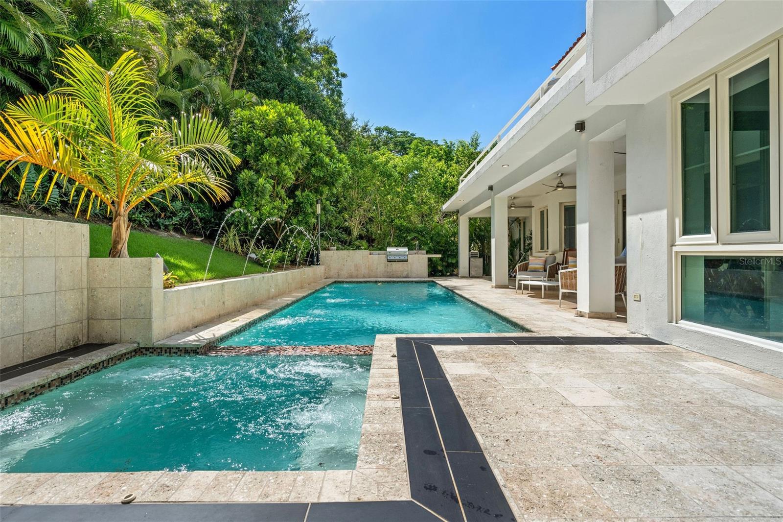 DORADO BEACH EAST - Residential