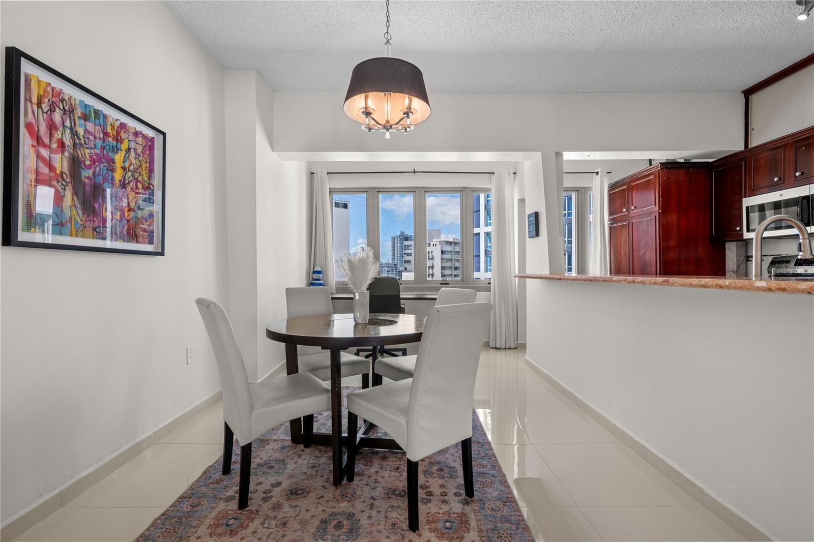 CONDADO CENTER 7B - Residential