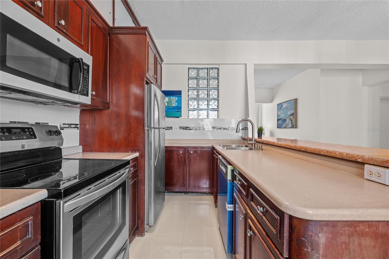 CONDADO CENTER 7B - Residential