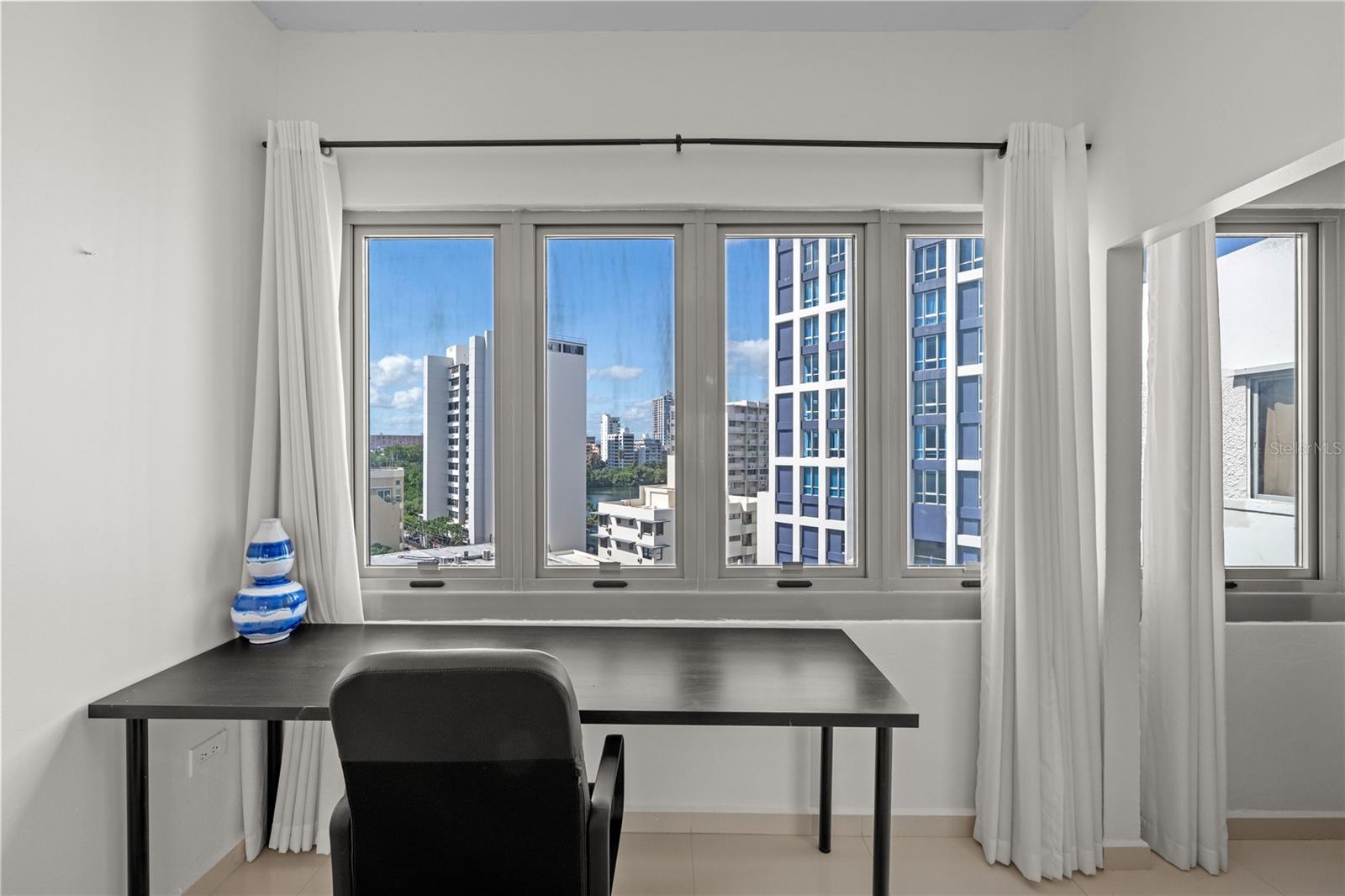 CONDADO CENTER 7B - Residential