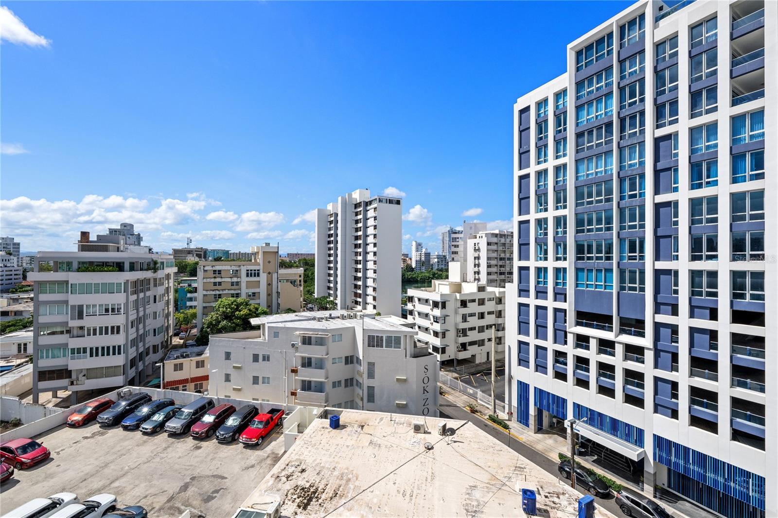 CONDADO CENTER 7B - Residential