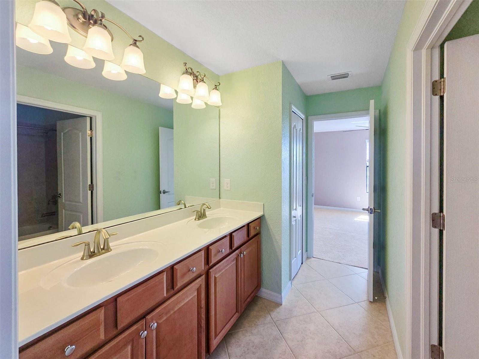 HERITAGE HARBOUR SUBPHASE J UNIT 3A - Residential Lease