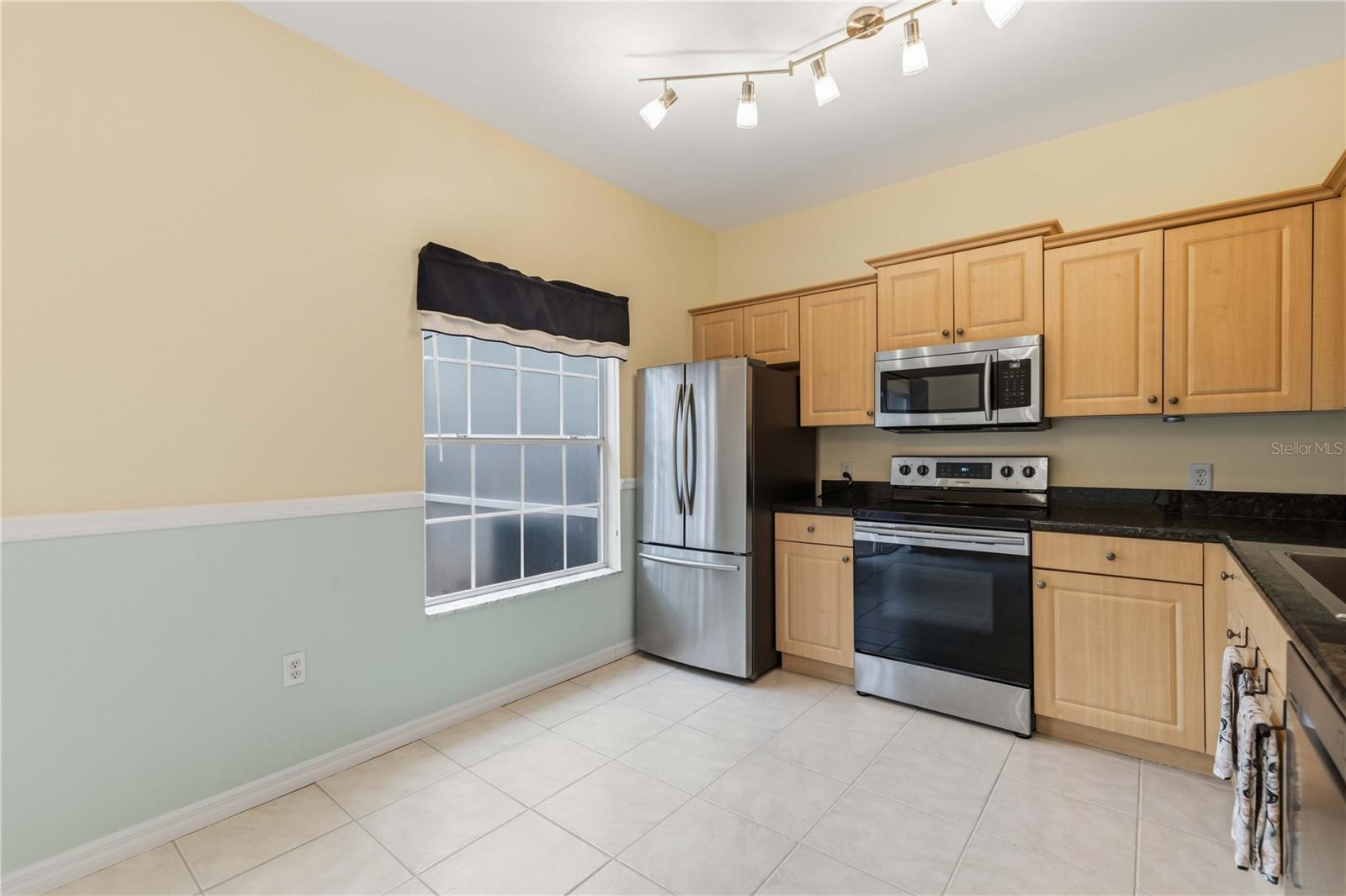 CAROLINA LANDINGS AT UNIV PLACE CONDO A - Residential