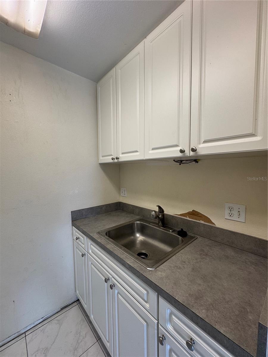 4148 DOLPHIN DRIVE 3
