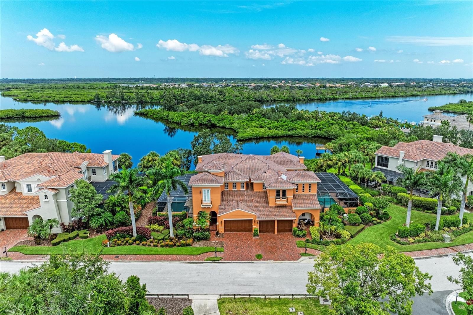 WATERLEFE GOLF & RIVER CLUB - Residential