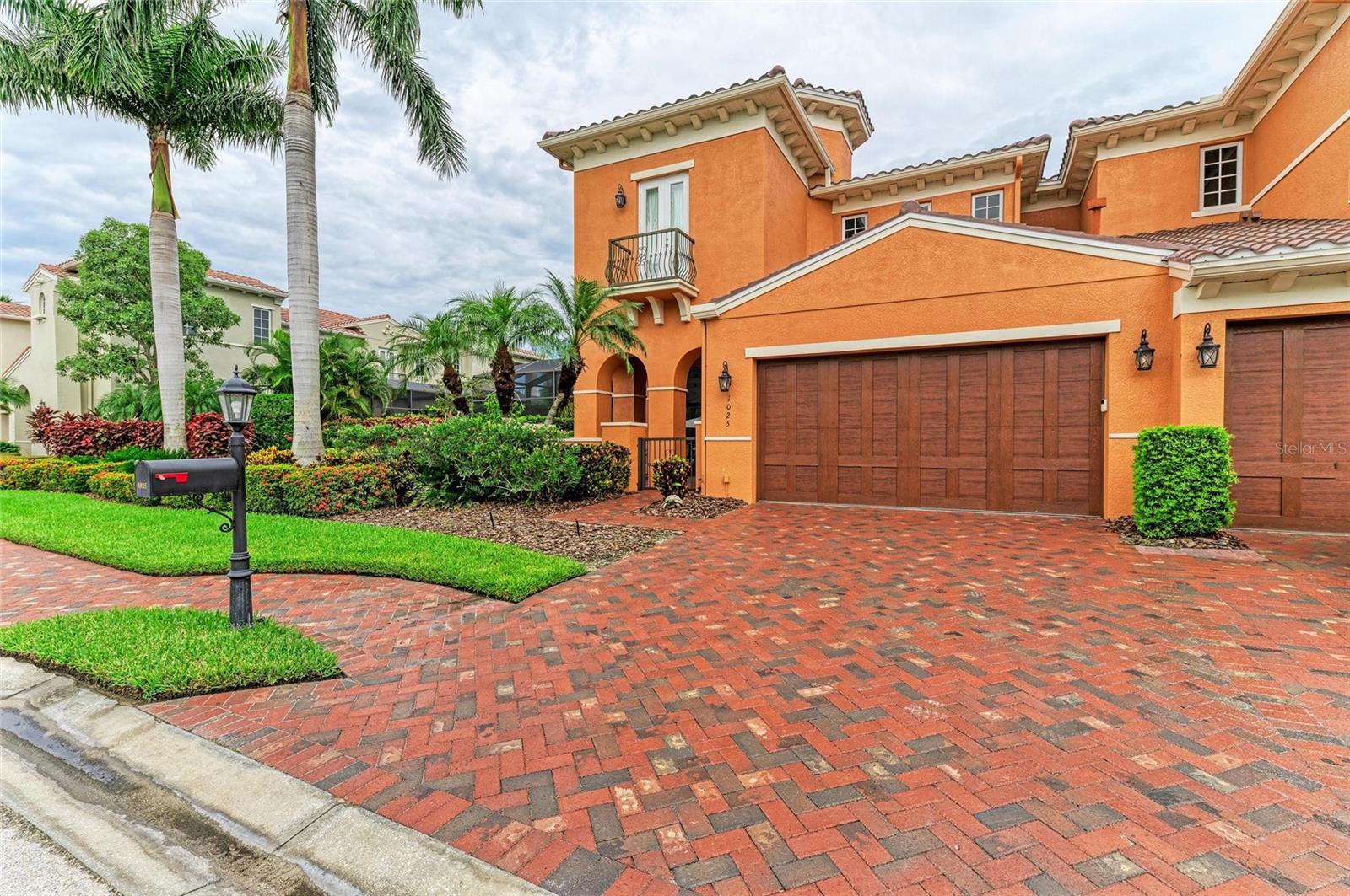 WATERLEFE GOLF & RIVER CLUB - Residential