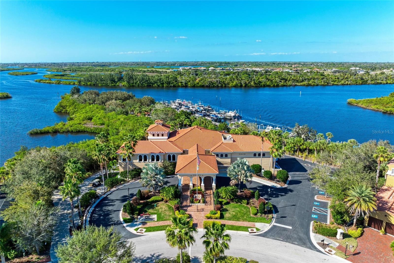 WATERLEFE GOLF & RIVER CLUB - Residential