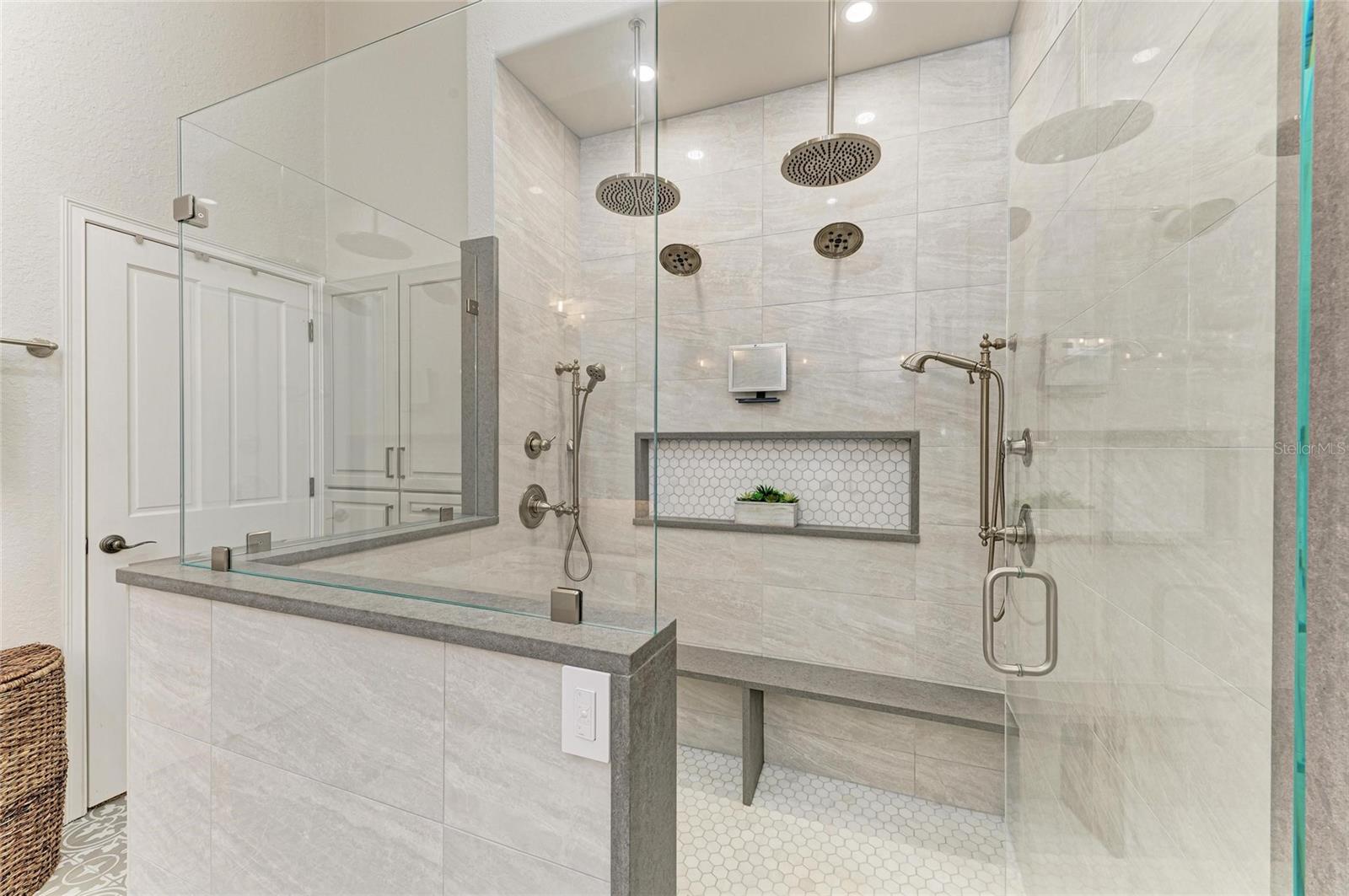 WATERLEFE GOLF & RIVER CLUB - Residential