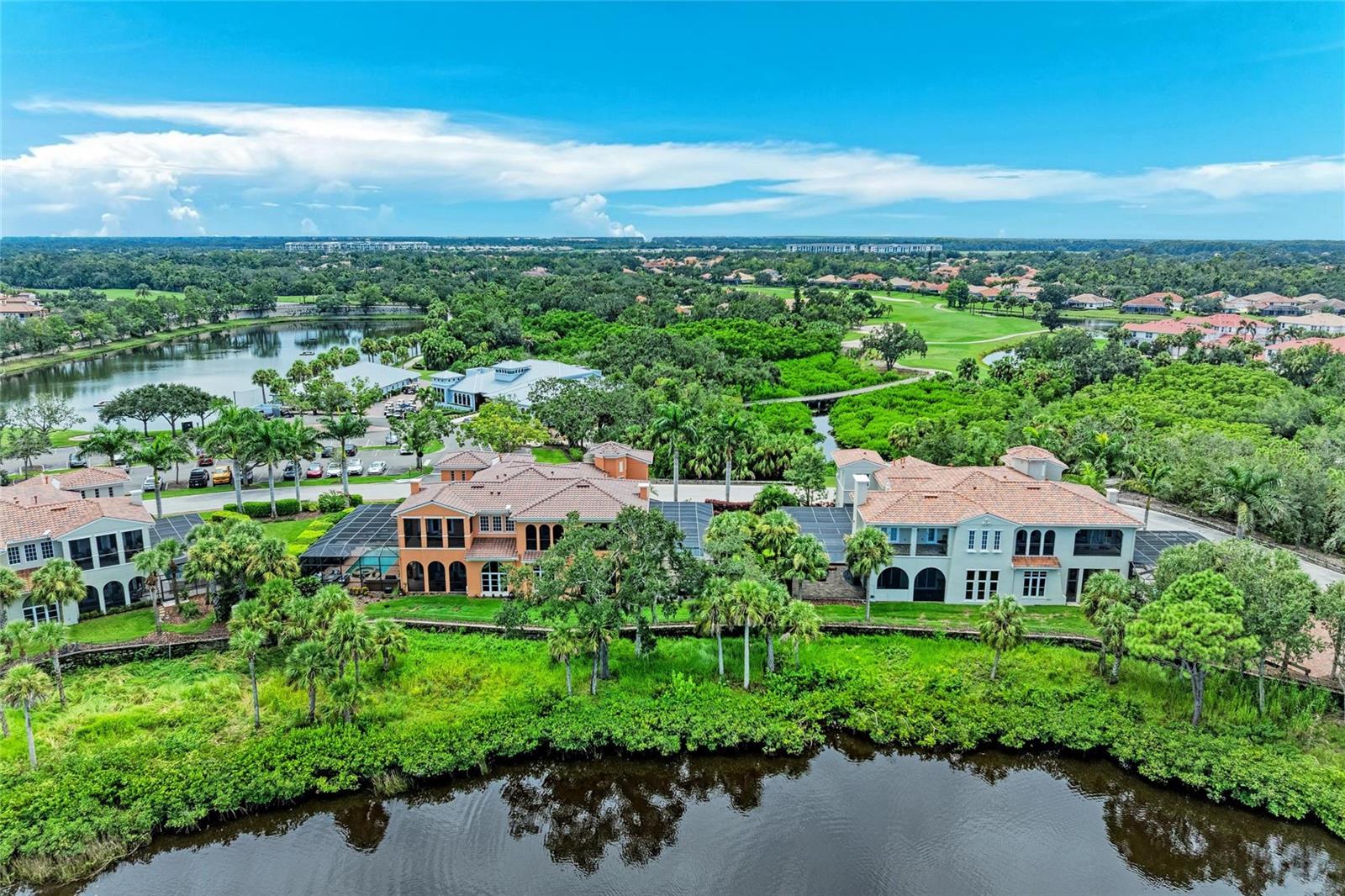 1025 FISH HOOK COVE