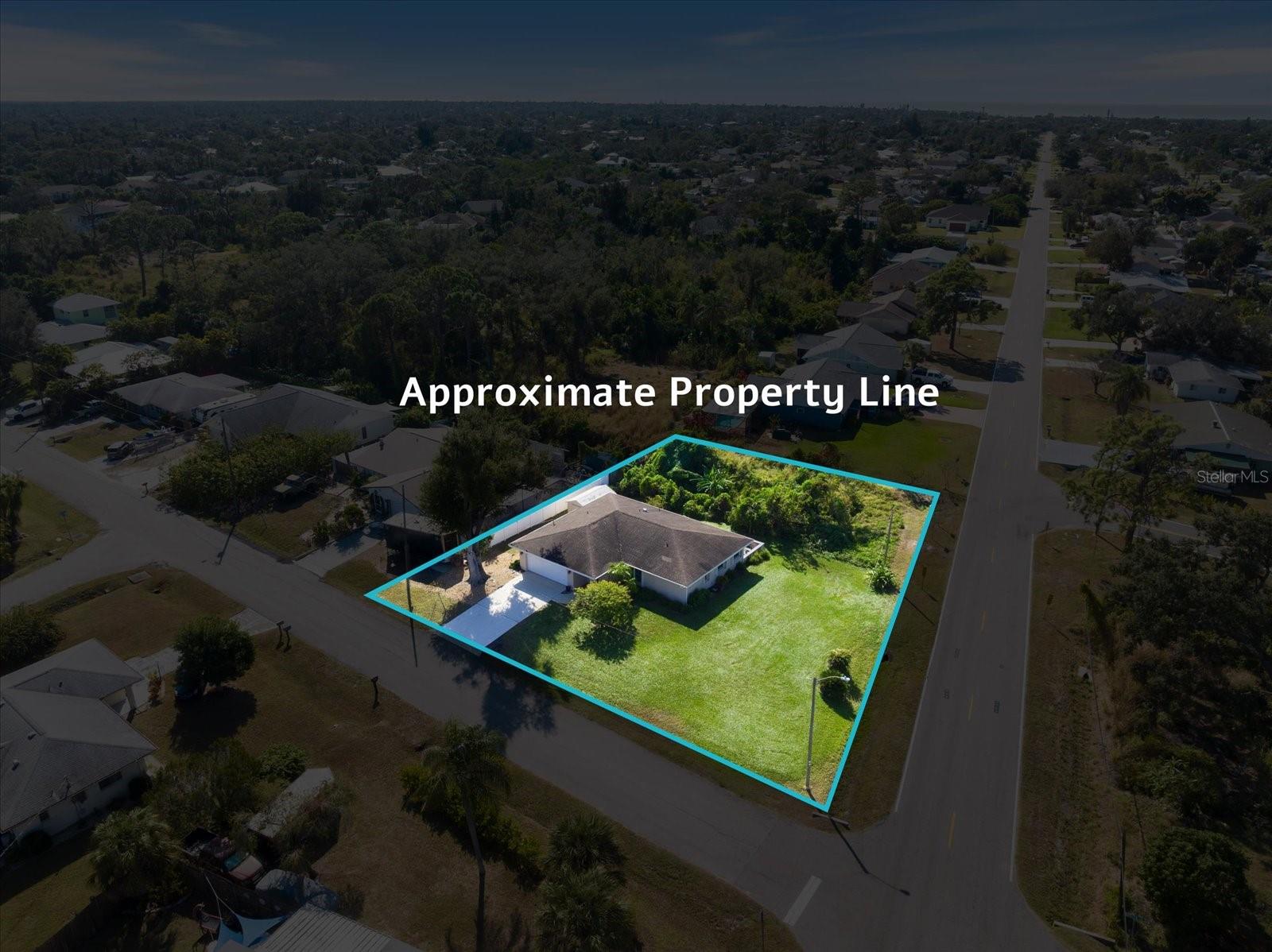 SOUTH VENICE - Residential