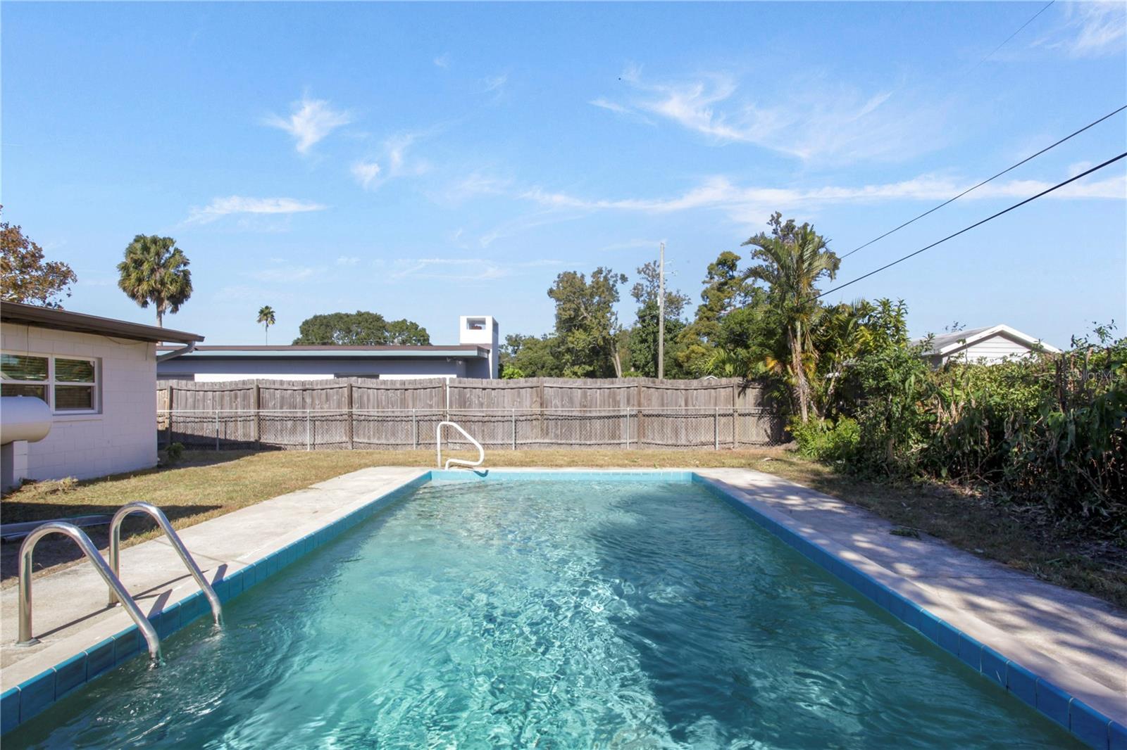 DOVER SHORES FIFTH ADD - Residential Lease