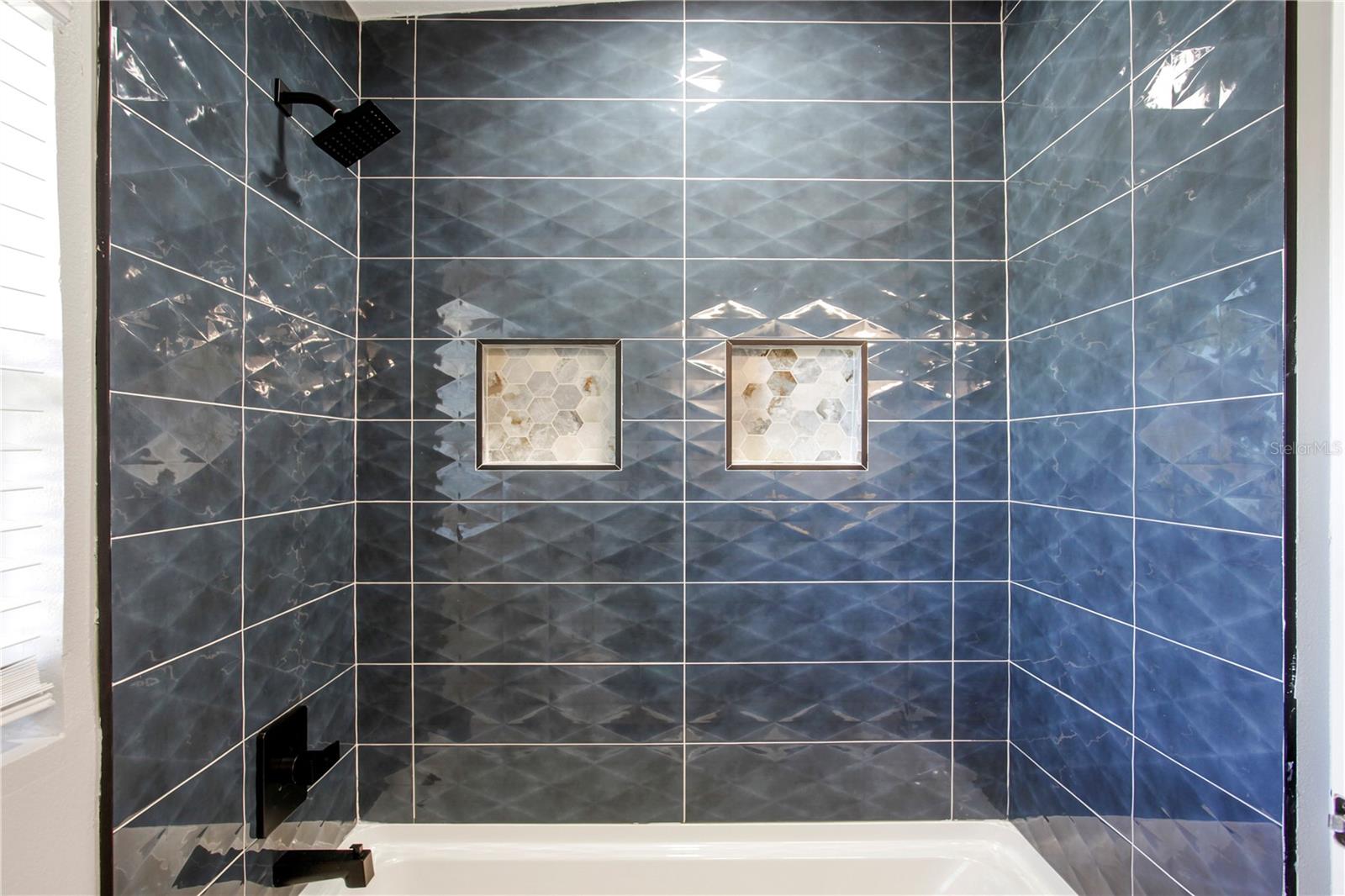 DOVER SHORES FIFTH ADD - Residential Lease