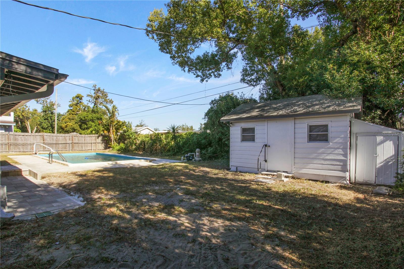 DOVER SHORES FIFTH ADD - Residential Lease