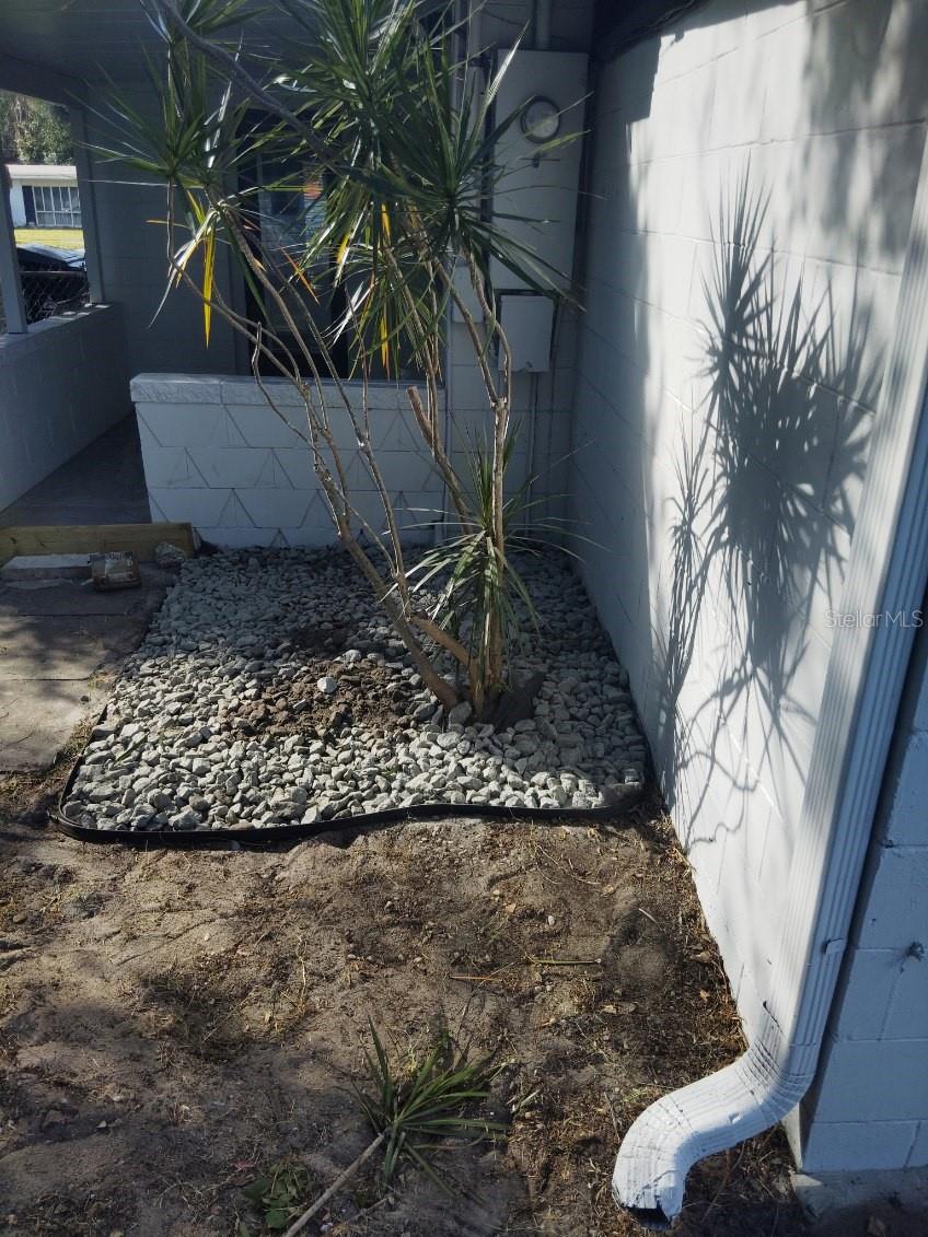 DOVER SHORES FIFTH ADD - Residential Lease