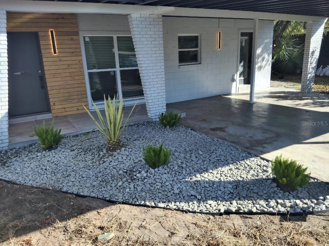 DOVER SHORES FIFTH ADD - Residential Lease