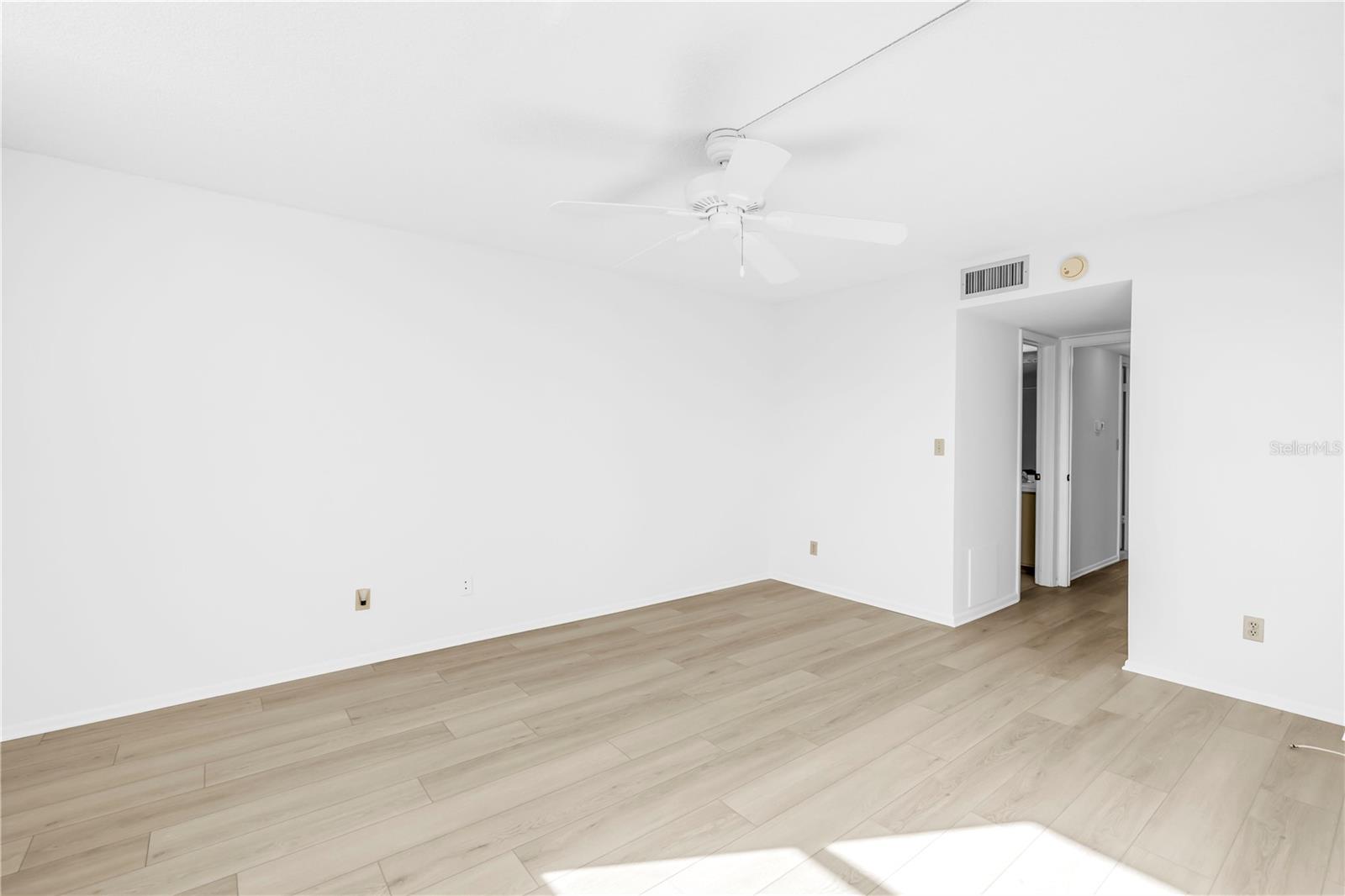 WINSTON PARK NORTHEAST - Residential