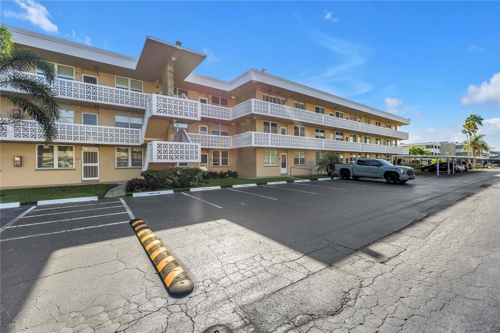 WINSTON PARK NORTHEAST - Residential