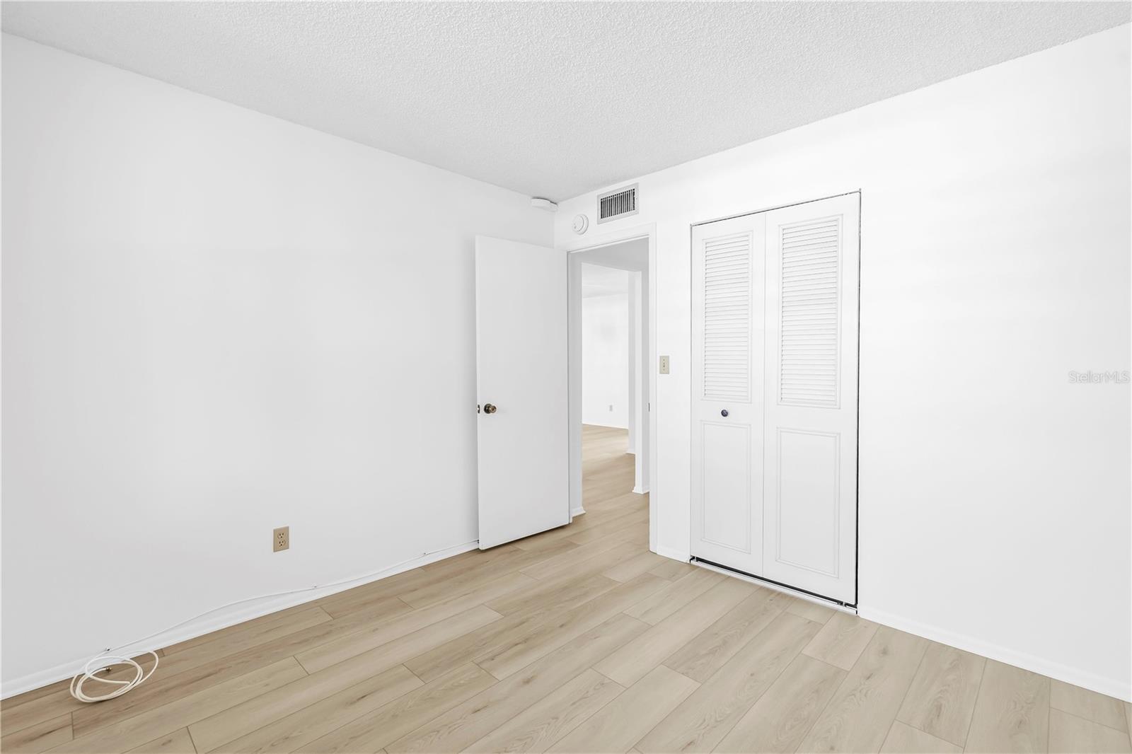 WINSTON PARK NORTHEAST - Residential