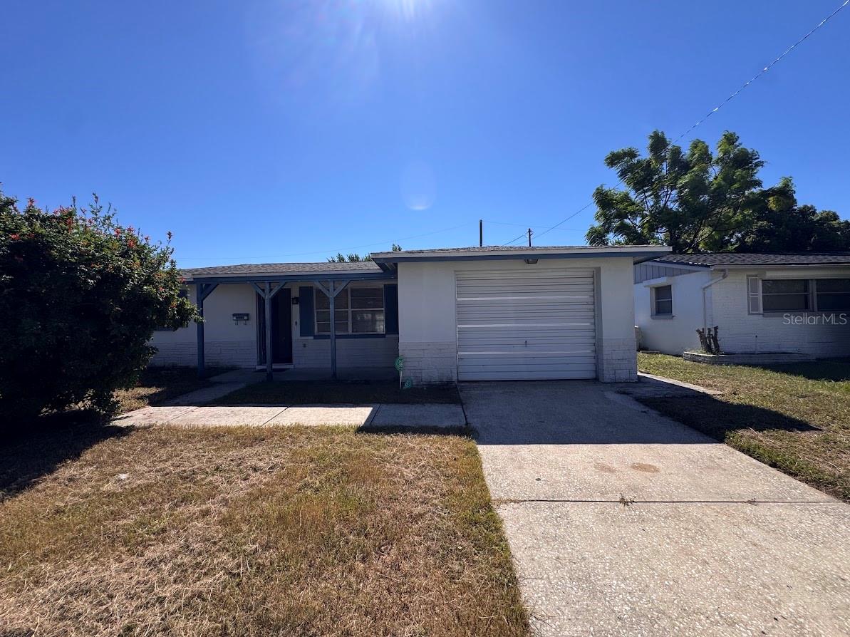 FOREST HILLS - Residential Lease