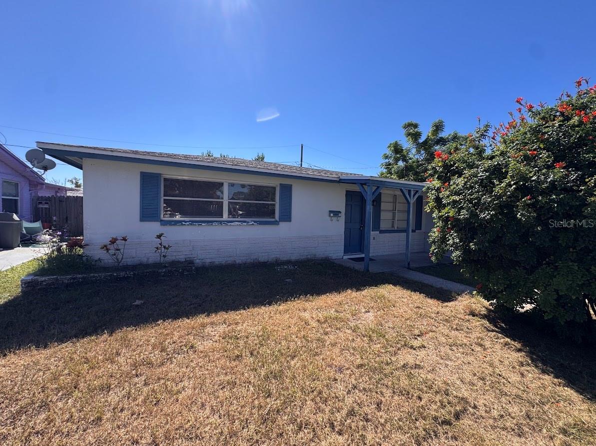 FOREST HILLS - Residential Lease