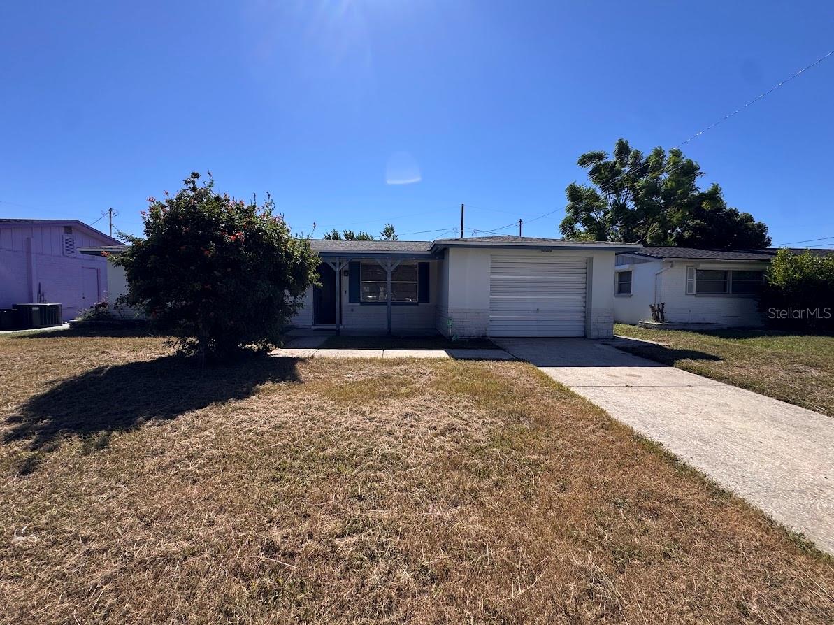 FOREST HILLS - Residential Lease