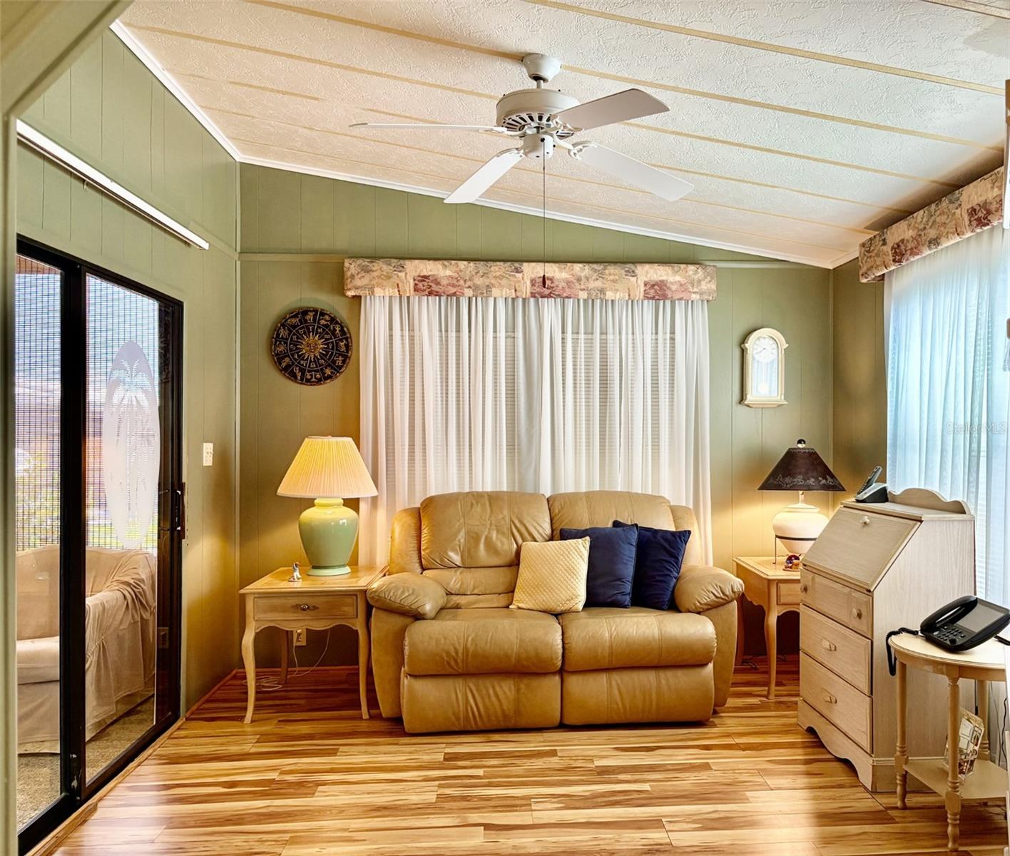 LAZY RIVER MHP - Residential