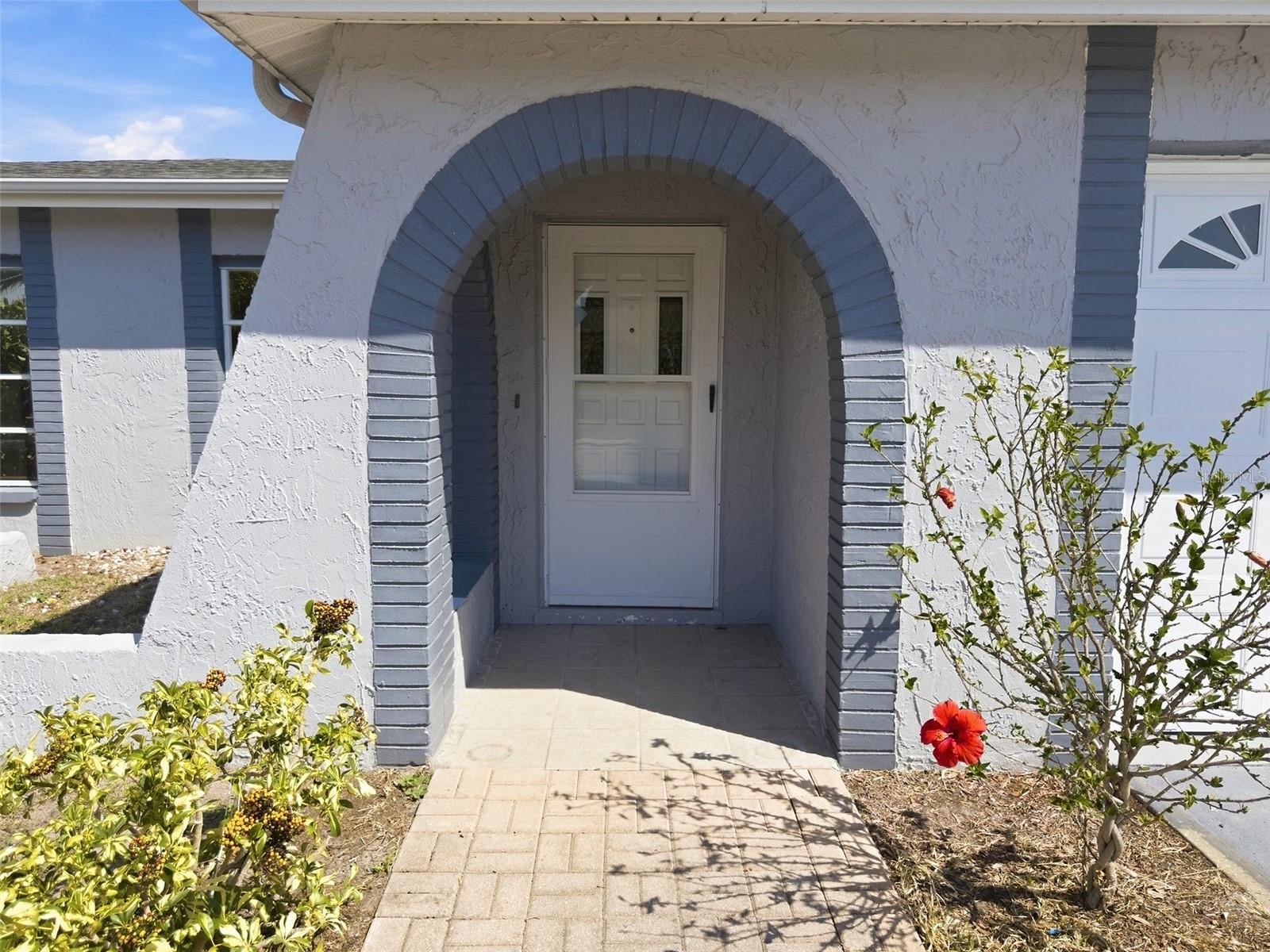 THE LAKES - Residential