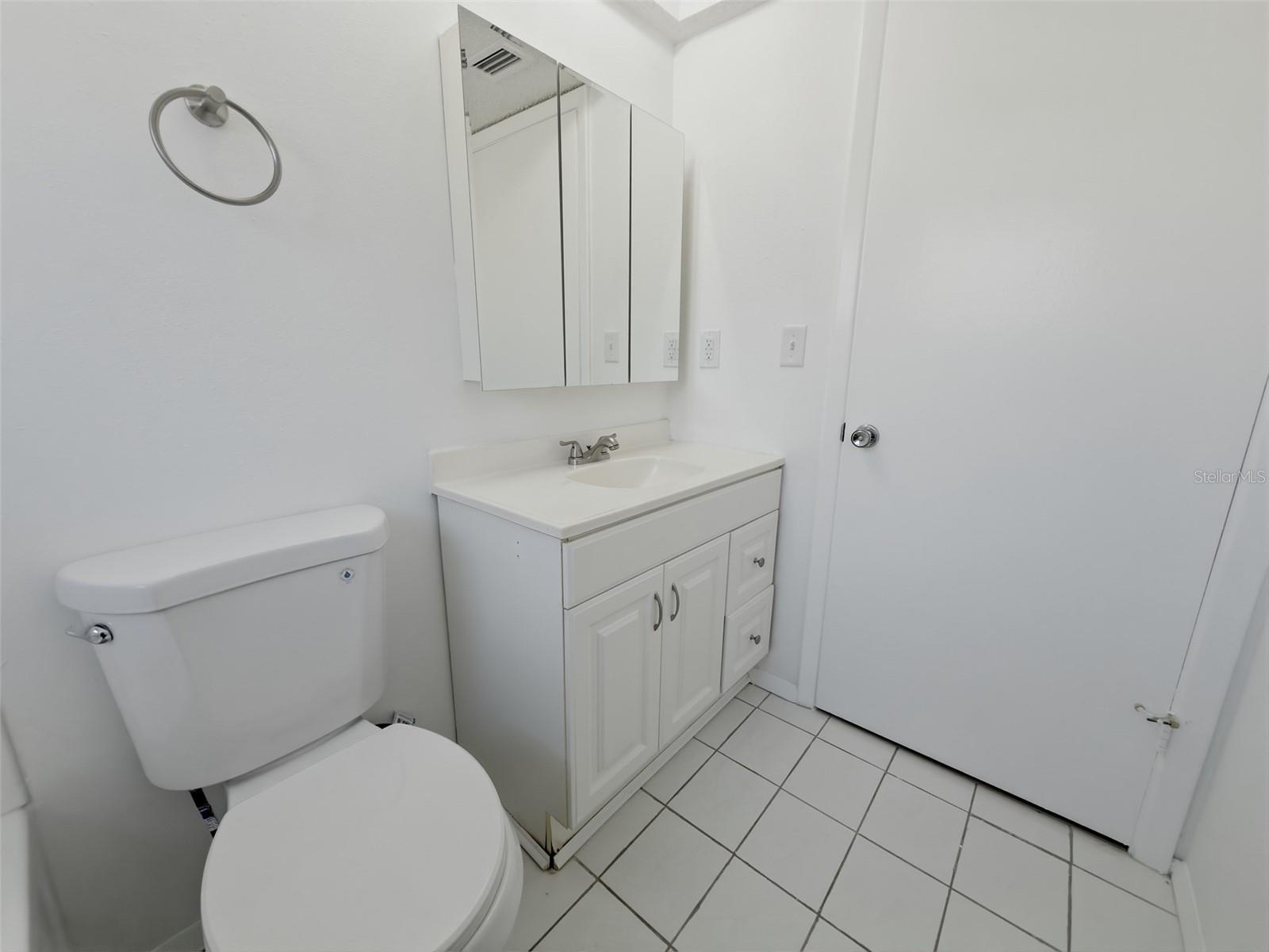 THE LAKES - Residential