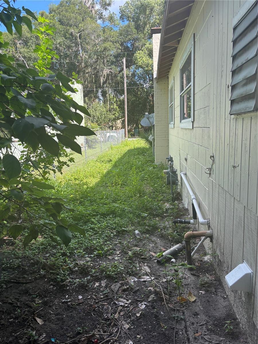 2-bedroom 1 bath for rent